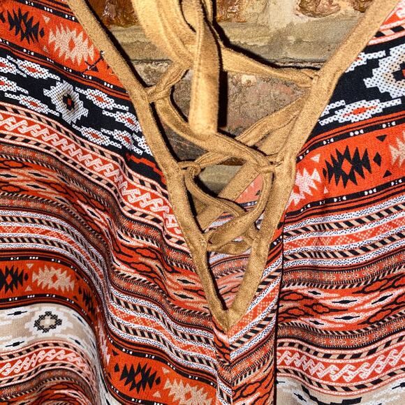 Zoe & Rose Band of Gypsies Aztec Faux Suede Lace-Up Tank Top Women's Size Small - Picture 6 of 6